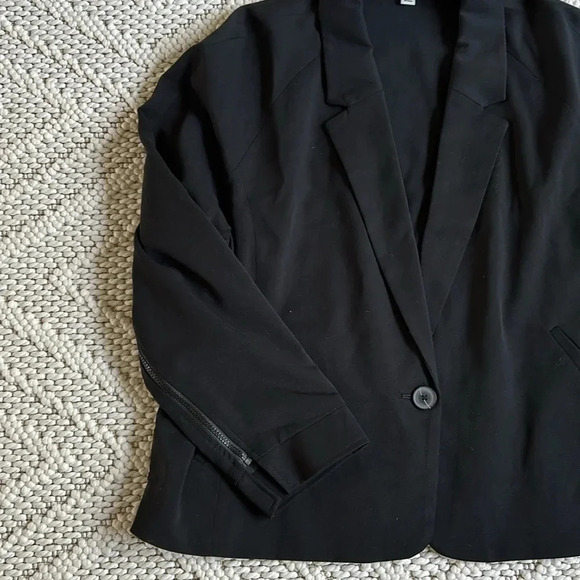 a new day Elegant Black Suit Jacket - Picture 2 of 9